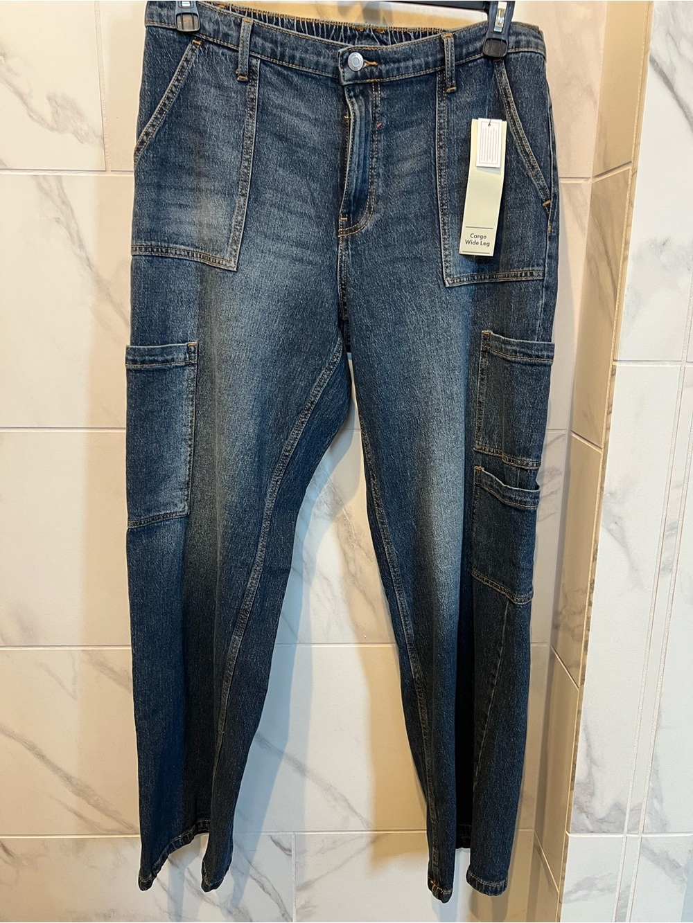 No Boundaries wide leg cargo pants size L NWT $20